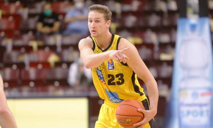 Ludwigsburg , Season Opening , Basketball MHP Riesen Ludwigsburg vs. Merlins Crailsheim , David Walker ( Riesen )