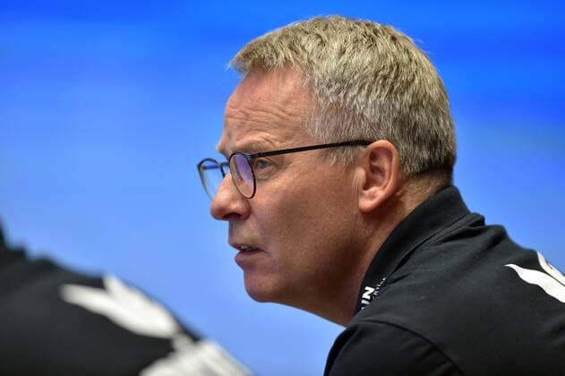 Gudmundur Gudmundsson (Trainer MT Melsungen) , MT Melsungen - THW Kiel, Handball, 1. Bundesliga Maenner, 11.09.2021, MT Melsungen - THW Kiel, Handball, GER, 1. Bundesliga Maenner, 11.09.2021 Kassel Copyright: xEibner-Pressefoto-xRolandxSippelx