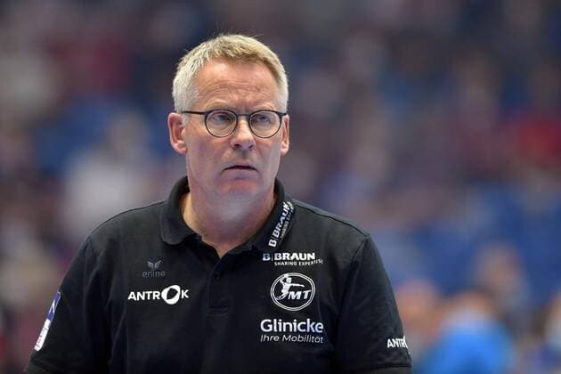 Gudmundur Gudmundsson (Trainer MT Melsungen) , MT Melsungen - THW Kiel, Handball, 1. Bundesliga Maenner, 11.09.2021, MT Melsungen - THW Kiel, Handball, GER, 1. Bundesliga Maenner, 11.09.2021 Kassel Copyright: xEibner-Pressefoto-xRolandxSippelx