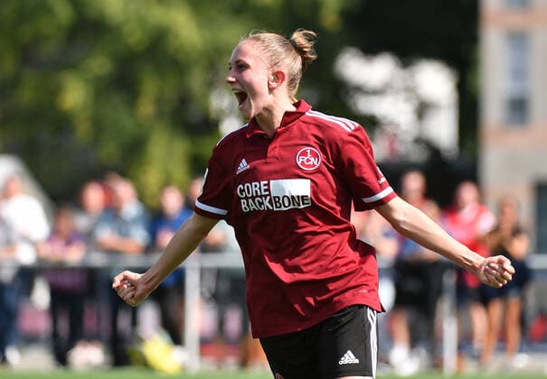 12.09.2021 - Fussball - Saison 2021 2022 - 2. Bundesliga - Frauen Damen - 04. Spieltag: 1. FC Nürnberg Nuernberg FCN ( Club ) - TSV Schwaben Augsburg - OGo - Torjubel Jubel Freude Nadja Burkard (22, 1. FC Nürnberg FCN )