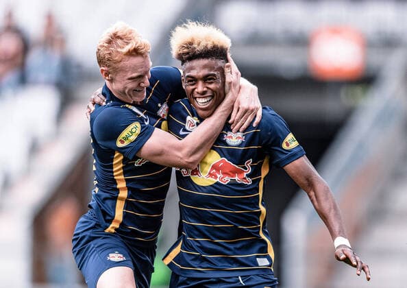 11.09.2021, Tivoli Stadion Tirol, Innsbruck, AUT, 1. FBL, WSG Swarovski Tirol vs FC Red Bull Salzburg, Grunddurchgang, 7. Runde, im Bild Torjubel FC Red Bull Salzburg zum 0:1 durch Junior (FC Red Bull Salzburg) during the Admiral Bundesliga, 7th round match between WSG Swarovski Tirol and FC Red Bull Salzburg at the Tivoli Stadion Tirol in Innsbruck, Austria on 2021 09 11.