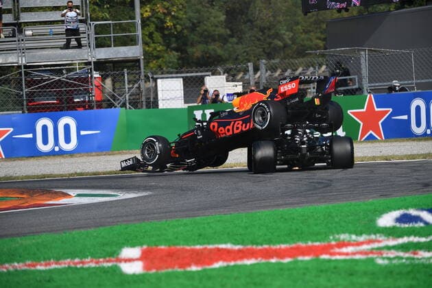 FORMULA 1 HEINEKEN GRAN PREMIO D ITALIA 2021 12.09.2021, Autodromo Nazionale di Monza, Monza, FORMULA 1 HEINEKEN GRAN PREMIO D ITALIA 2021 ,im Bild Unfall zwisachen Max Verstappen (NEL 33), Red Bull Racing Honda und Lewis Hamilton (GBR 44), Mercedes-AMG Petronas Formula One Team