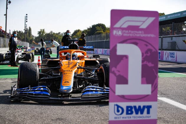 03 RICCIARDO Daniel (aus), McLaren MCL35M, winner during the Formula 1 Heineken Gran Premio D italia 2021, Italian Grand Prix, 14th round of the 2021 FIA Formula One World Championship, WM, Weltmeisterschaft from September 9 to 12, 2021 on the Autodromo Nazionale di Monza, in Monza, Italy FORMULE 1 : Grand prix d Italie - Monza - 12 09 2021 DPPI Panoramic  _GDN1155