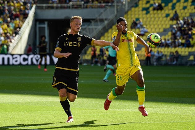 Jean Charles CASTELLETTO ( 21 - Nantes ) - Kasper DOLBERG ( 9 - Nice ) - FOOTBALL : Nantes vs Nice - Ligue 1 - Nantes - 12 09 2021 FedericoPestellini Panoramic 