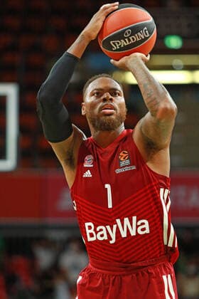 1 Deshaun Thomas (FCBB) wirft, am Ball Basketball, Magenta Cup, FC Bayern Basketball - Roter Stern Belgrad im Audi Dome am 12.09.2021, FOTO: Mladen Lackovic LakoPress