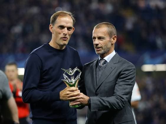 Bilder des Jahres 2021, Sport 09 September Sport Themen der Woche KW37 Sport Bilder des Tages London, England, 14th September 2021.Chelsea?s Thomas Tuchel with UEFA?s Aleksander Ceferin during the UEFA Champions League match at Stamford Bridge, London. Picture credit should read: David Klein Sportimage EDITORIAL USE ONLY. No use with unauthorised audio, video, data, fixture lists, club league logos or live services. Online in-match use limited to 120 images, no video emulation. No use in betting, games or single club league player publications. SPI-1192-0003
