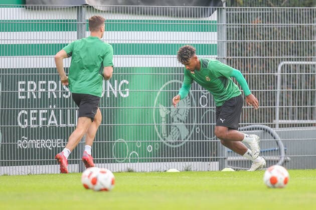 SOCCER - UEFA EL, Rapid vs Genk VIENNA,AUSTRIA,15.SEP.21 - SOCCER - UEFA Europa League, group stage, SK Rapid Wien vs KRC Genk, preview, training Rapid. Image shows Emanuel Aiwu (Rapid).  GEPAxpictures xDavidxBitzan
