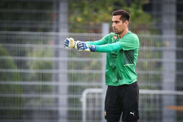SOCCER - UEFA EL, Rapid vs Genk VIENNA,AUSTRIA,15.SEP.21 - SOCCER - UEFA Europa League, group stage, SK Rapid Wien vs KRC Genk, preview, training Rapid. Image shows Paul Gartler (Rapid).  GEPAxpictures xDavidxBitzan