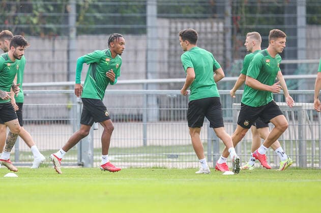 SOCCER - UEFA EL, Rapid vs Genk VIENNA,AUSTRIA,15.SEP.21 - SOCCER - UEFA Europa League, group stage, SK Rapid Wien vs KRC Genk, preview, training Rapid. Image shows Thierno Ballo (Rapid).  GEPAxpictures xDavidxBitzan