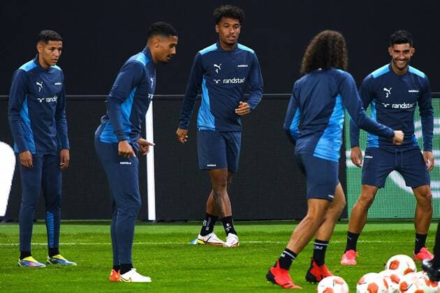 6651560 15.09.2021 Marseille s players attend a training session ahead of the Europa League soccer match against Lokomotiv Moscow, in Moscow, Russia. Ramil Sitdikov Sputnik Russia Europa League Marseille Training  d401b9367c9cc8bf
