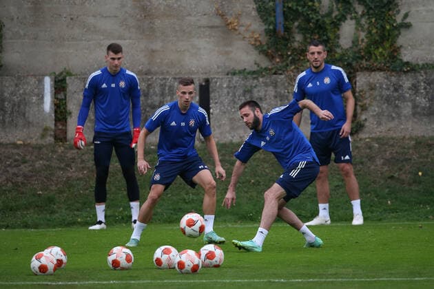 Dinamo Zagreb Training Session Mislav Orsic of Dinamo Zagreb during the Dinamo Zagreb training session before the Europa League Group H match against West Ham United at Stadion Maksimir, Zagreb Content Not Available For UK Newspapers Copyright: xPaulxChestertonx FIL-15874-0015