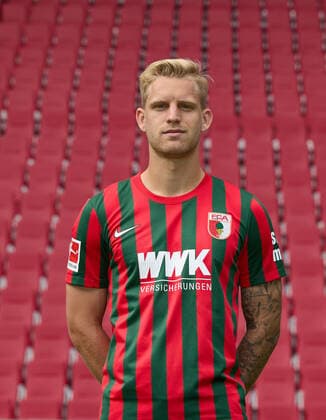Arne Maier; FC Augsburg 1907; 1.BL, Porträttermin 2021 2022,