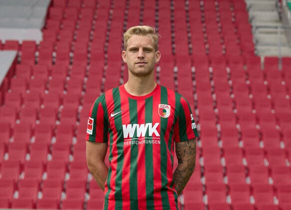 Arne Maier; FC Augsburg 1907; 1.BL, Porträttermin 2021 2022,