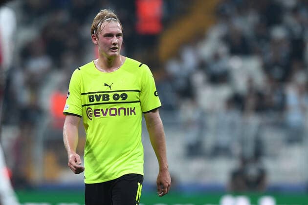 Fußball Champions League 1. Spieltag Besiktas Istanbul - Borussia Dortmund am 15.09.2021 im Besiktas-Park in Istanbul Julian Brandt ( Dortmund )