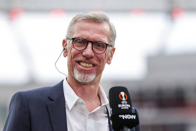 16.09.2021, Fussball, Saison 2021 2022, UEFA Europa League, Gruppenphase, 1. Spieltag, Bayer 04 Leverkusen - Ferencvaros Budapest Cheftrainer Peter Stöger (Ferencvarosi TC) Foto: RHR-Foto Dennis Ewert Leverkusen BayArena NRW Deutschland xRHR-FOTO DEx