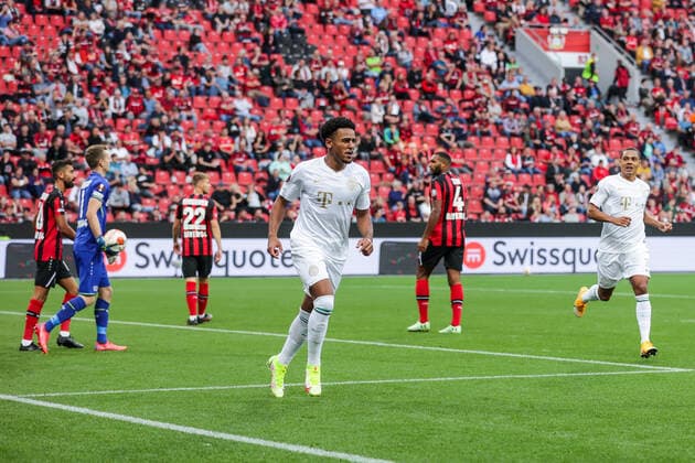 16.09.2021, Fussball, Saison 2021 2022, UEFA Europa League, Gruppenphase, 1. Spieltag, Bayer 04 Leverkusen - Ferencvaros Budapest Ryan Mmaee (Ferencvarosi TC) bejubelt den Treffer zum 0:1. Foto: RHR-Foto Dennis Ewert Leverkusen BayArena NRW Deutschland xRHR-FOTO DEx