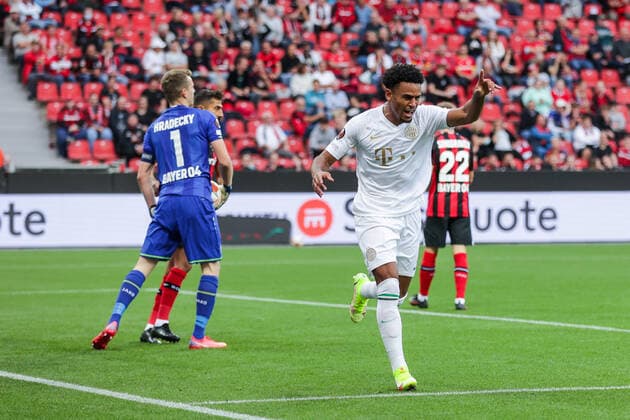 16.09.2021, Fussball, Saison 2021 2022, UEFA Europa League, Gruppenphase, 1. Spieltag, Bayer 04 Leverkusen - Ferencvaros Budapest Ryan Mmaee (Ferencvarosi TC) bejubelt den Treffer zum 0:1. Foto: RHR-Foto Dennis Ewert Leverkusen BayArena NRW Deutschland xRHR-FOTO DEx