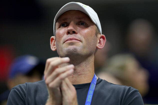 Tennis, Emma Raducanu trennt sich von Coach Andrew Richardson, Archivbilder Mandatory Credit: Photo by Shutterstock (12436301bg) Coach of Emma Raducanu of GBR, Mark Richardson US Open Championships 2021, Day Eleven, USTA National Tennis Center, Flushing Meadows, New York, USA - 09 Sep 2021 US Open Championships 2021, Day Eleven, USTA National Tennis Center, Flushing Meadows, New York, USA - 09 Sep 2021 Copyright: xShutterstockx 12436301bg