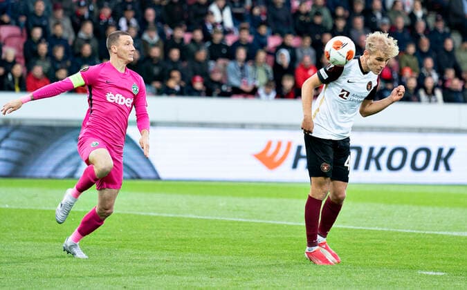 FC Midtjyllands Gustav Isakson scorer til 1-0 i Europa League gruppe F kampen mellem FC Midtjylland og PFC Ludogorets paa Mch Arena i Herning, torsdag den 16. september 2021.. , Herning Jylland Denmark Copyright: HenningxBagger HenningxBaggerx COP102 spdk20210916-193331-L