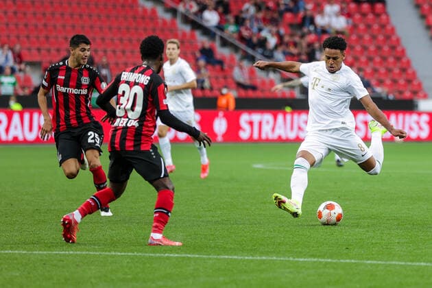 16.09.2021, Fussball, Saison 2021 2022, UEFA Europa League, Gruppenphase, 1. Spieltag, Bayer 04 Leverkusen - Ferencvaros Budapest Ryan Mmaee (Ferencvarosi TC) Foto: RHR-Foto Dennis Ewert Leverkusen BayArena NRW Deutschland xRHR-FOTO DEx