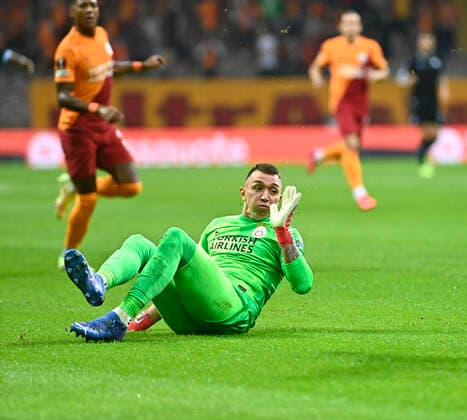 Sport Bilder des Tages Goalkeeper Fernando Muslera of Galatasaray during the UEFA Europa League Group E match between Galatasaray and Lazio at Turk Telekom Stadium in Istanbul , Turkey on September 16, 2021. 