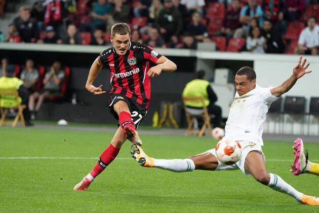Fussball, UEFA Europa League, Saison 2021 2022, Gruppe G, Vorrunde, Spiel 1, Bayer 04 Leverkusen- Ferencvaros Budapest, 16.09.2021, Bayarena Leverkusen, florian wirz Bayer 04 Leverkusen erzielte das 2:1
