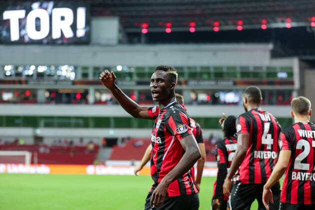 16.09.2021, Fussball, Saison 2021 2022, UEFA Europa League, Gruppenphase, 1. Spieltag, Bayer 04 Leverkusen - Ferencvaros Budapest Odilon Kossounou (Bayer 04 Leverkusen) bejubelt den Treffer zum 2:1. Foto: RHR-Foto Dennis Ewert Leverkusen BayArena NRW Deutschland xRHR-FOTO DEx