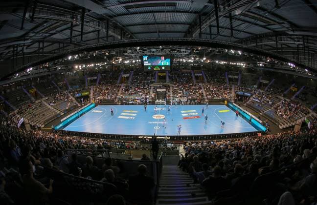 BAU 16.09.2021 Stuttgart Handball TVB Stuttgart vs. Frisch Auf! Göppingen, Feature Übersicht Porsche Arena *** BAU 16 09 2021 Stuttgart Handball TVB Stuttgart vs Frisch Auf Göppingen, Feature Overview Porsche Arena