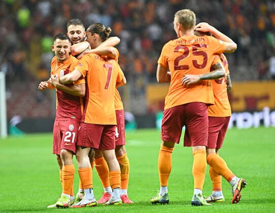 Galatasaray players celebrates for Goal during the UEFA Europa League Group E match between Galatasaray and Lazio at Turk Telekom Stadium in Istanbul , Turkey on September 16, 2021. 