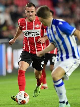 EINDHOVEN - Mario Gotze of PSV Eindhoven during the UEFA Europa League match between PSV Eindhoven and Real Sociedad at Phillips Stadium on September 16, 2021 in Eindhoven, Netherlands. ANP OLAF KRAAK UEFA Europa League 2021 2022 xVIxANPxSportx xxANPxIVx