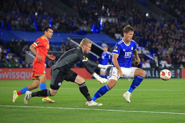 Football - UEFA Europa League - Group C - Leicester City v SSC Napoli 16th September 2021 - UEFA Europa League - Group C - Leicester City v SSC Napoli - Jannik Vestergaard of Leicester City clears the ball before goalkeeper Kasper Schmeichel can make a save - Photo: Simon Stacpoole Offside. Leicester UK Copyright: xSimonxStacpoolexOffside