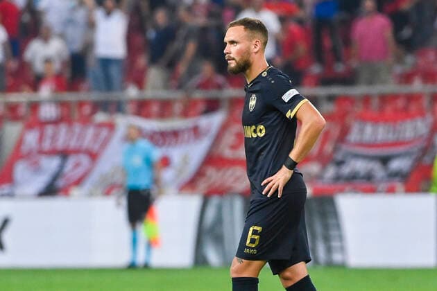 Fußball, EL, Olympiakos Piräus - Royal Antwerpen Antwerp s Birger Verstraete looks dejected during a soccer game between Greek Olympiacos F.C. and Belgian Royal Antwerp FC, Thursday 16 September 2021 in Piraeus, Athens, Greece, on the first day (out of six) in the Group D of the UEFA Europa League group stage. LAURIExDIEFFEMBACQ  x3089151x