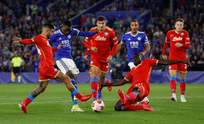Fußball, EL, Leicester City - SSC Neapel Leicester, England, 16th September 2021. Patson Daka of Leicester City scores but it is ruled out by VAR for offside during the UEFA Europa League match at the King Power Stadium, Leicester. Picture credit should read: Darren Staples Sportimage EDITORIAL USE ONLY. No use with unauthorised audio, video, data, fixture lists, club league logos or live services. Online in-match use limited to 120 images, no video emulation. No use in betting, games or single club league player publications. SPI-1197-0048