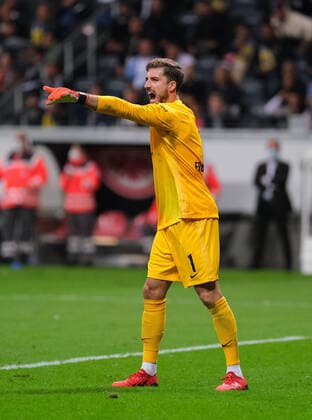 Kevin Trapp (Eintracht Frankfurt, 1) beim Spiel Eintracht Frankfurt vs. Fenerbahce Istanbul in der Uefa Europa League am 16.09.2021 Eintracht Frankfurt vs. Fenerbahce Istanbul, Fussball, Uefa Europe League, 16.09.2021 Frankfurt Copyright: xEibner-Pressefotox xMichaelxBermx