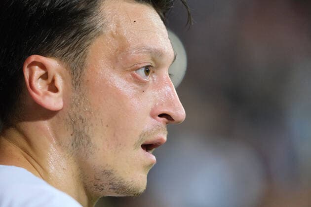 Mesut Oezil (Fenerbahce Istanbul, 10) beim Spiel Eintracht Frankfurt vs. Fenerbahce Istanbul in der Uefa Europa League am 16.09.2021 Eintracht Frankfurt vs. Fenerbahce Istanbul, Fussball, Uefa Europe League, 16.09.2021 Frankfurt Copyright: xEibner-Pressefotox xMichaelxBermelx