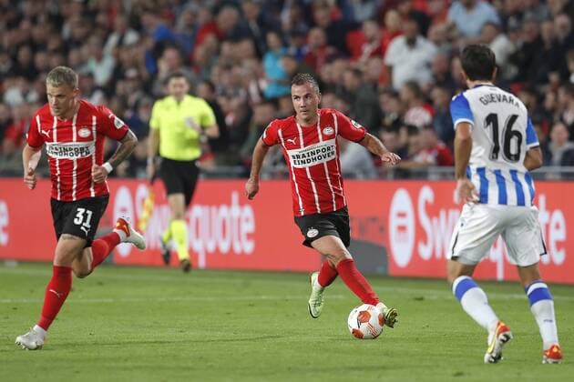 EINDHOVEN - 16-09-2021, Philips stadion. Dutch football, UEFA Europa League, season 2021-2022. during the match PSV - Real Sociedad, PSV player Mario Gotze PSV - Real Sociedad  x13492532x Copyright: