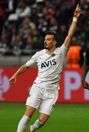 Mergim Berisha fotografiert am 16.9.21 in Frankfurt beim Fußball Europa League Eintracht Frankfurt gegen Fenerbahce SK. (DFL DFB REGULATIONS PROHIBIT ANY USE OF PHOTOGRAPHS as IMAGE SEQUENCES and or QUASI-VIDEO)
