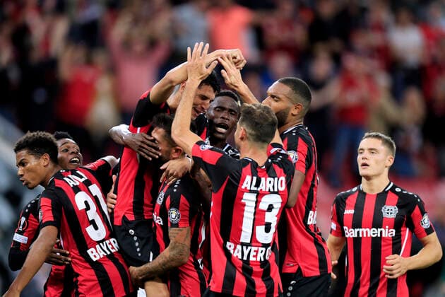 PALACIOS Exequiel Team Bayer 04 Leverkusen Jubel nach seinem Tor zum 1 : 1 Ausgleich UEFA Europa League Saison 2021 _ 2022 Spiel Bayer 04 Leverkusen - Ferencvarosi Budapest am 16. 09. 2021 in Leverkusen DFL REGULATIONS PROHIBIT ANY USE OF PHOTOGRAPHS as IMAGE SEQUENCES and or QUASI-VIDEO
