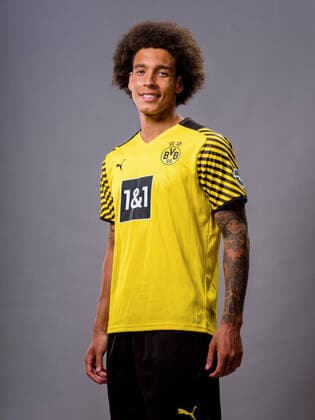 Axel Witsel; Borussia Dortmund; 1.BL, Porträttermin 2021 2022 Foto: BVB A.Simoes via TEAM2sportphoto Borussia Dortmund Porträt 2021 2022 Team2
