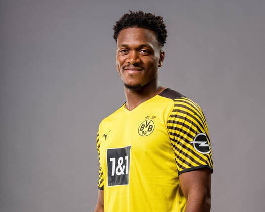 Dan Axel Zagadou; Borussia Dortmund; 1.BL, Porträttermin 2021 2022 Foto: BVB A.Simoes via TEAM2sportphoto Borussia Dortmund Porträt 2021 2022 Team2