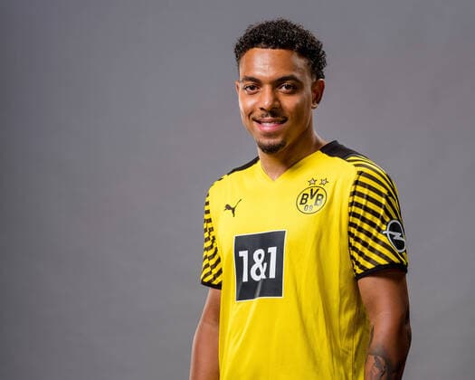 Donyell Malen; Borussia Dortmund; 1.BL, Porträttermin 2021 2022 Foto: BVB A.Simoes via TEAM2sportphoto Borussia Dortmund Porträt 2021 2022 Team2