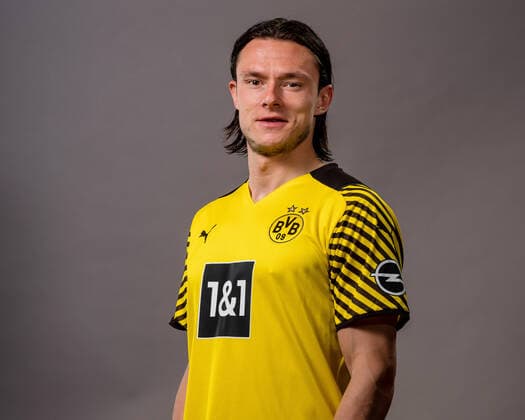 Nico Schulz; Borussia Dortmund; 1.BL, Porträttermin 2021 2022 Foto: BVB A.Simoes via TEAM2sportphoto Borussia Dortmund Porträt 2021 2022 Team2