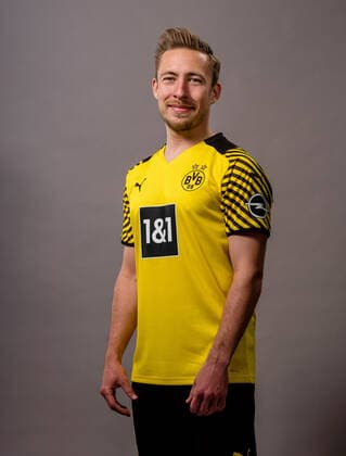 Felix Passlack; Borussia Dortmund; 1.BL, Porträttermin 2021 2022 Foto: BVB A.Simoes via TEAM2sportphoto Borussia Dortmund Porträt 2021 2022 Team2