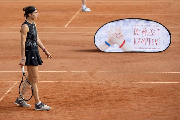 Darmstadt, 18.September 2021Tennis Charity-Turnier, 7. DU MUSST KAEMPFEN Tennis-Trophy beim TEC Darmstadt despor, deloka, emonline, emspor, v.l., Andrea Petkovic in Aktion Copyright: JoaquimxFerreira
