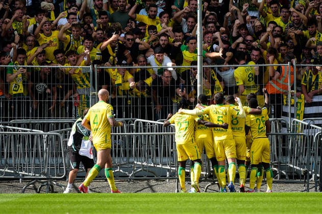 Joie des joueurs de l equipe Nantes apres le but de Ludovic BLAS ( 10 - Nantes ) - FOOTBALL : Angers vs Nantes - Ligue 1 - Angers - 19 09 2021 FedericoPestellini Panoramic 