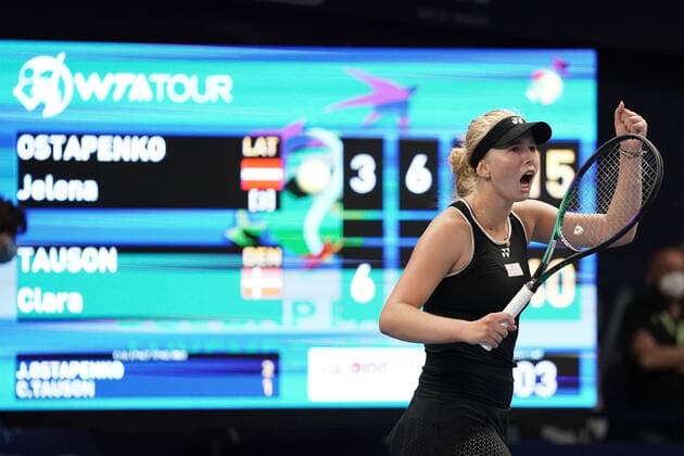 Tennis WTA, Tennis Damen Turnier Luxemburg BGLBNPParibas Open 2021, 19.09.2021, Tennis WTA Turnier Luxemburg, BGLBNPParibas Open 2021, BGL BNP Paribas Open, 2021, Luxemburg, Kockelscheuer, CK Sportcenter, Finale, Einzel, Finale Dameneinzel vl: Clara Tauson (Daenemark, Dänemark, DEN) Siegerin, Gewinnerin des Turniers 2021 beim Matchball