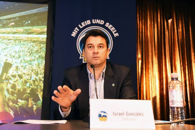 Basketball, Herren, Saison 2021 2022, Alba Berlin, Saisoneröffnungs-Pressekonferenz, Trainer Israel Gonzalez (Alba Berlin), 21.09. 2021, Copyright: xSebastianxRäppold MatthiasxKochx