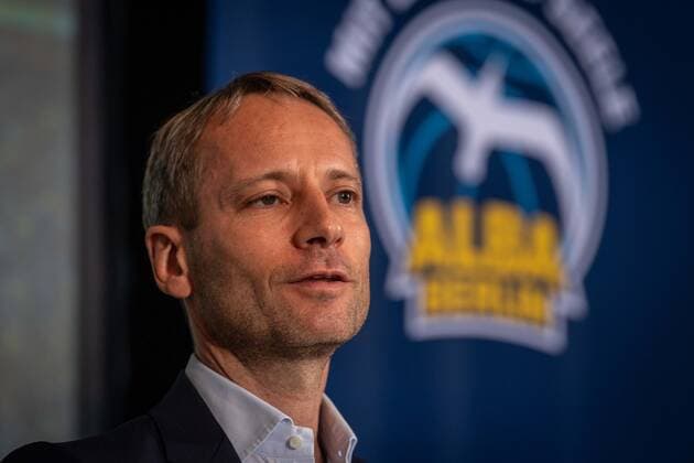 Basketball Berlin 21.09.2021 Saison 2021 2022 Alba Berlin Saisonpressekonferenz Axel Schweitzer (Aufsichtsratsvorsitzender)