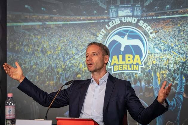 Basketball Berlin 21.09.2021 Saison 2021 2022 Alba Berlin Saisonpressekonferenz Axel Schweitzer (Aufsichtsratsvorsitzender)