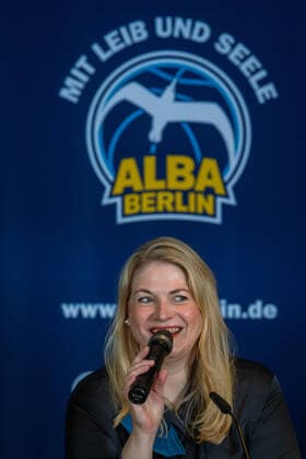 Basketball Berlin 21.09.2021 1. Bundesliga BBL Euroleague Saison 2021 2022 Alba Berlin Saisonpressekonferenz Rabea Weihser (Direktorin Kommunikation und Kultur)